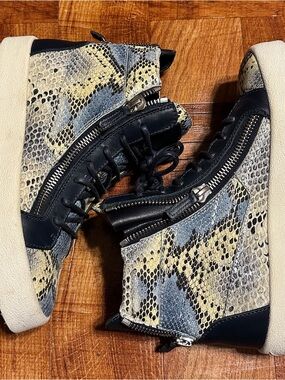 Giuseppe Zanotti Men's Snake-Print High-Top Sneakers in Black, Yellow, Gray